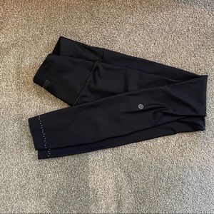 Black LuLuLemon Leggings 27”